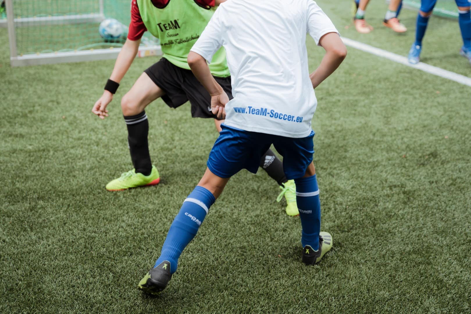 Team-Soccer - sportlicher Zweikampf